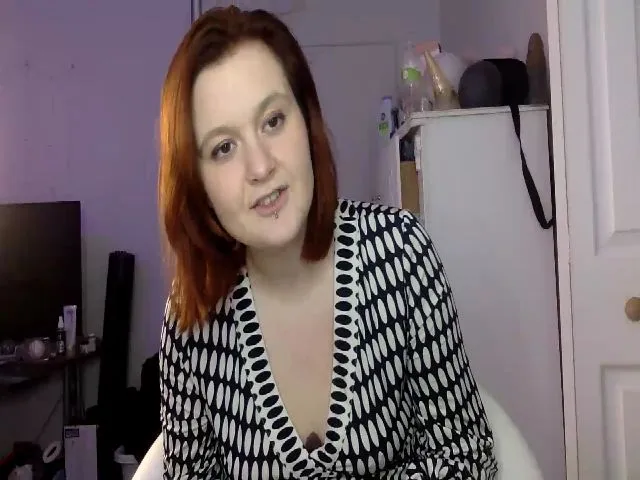 Live sex webcam photo for Avery_Doll #272169186