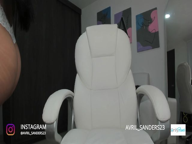 Live sex webcam photo for Avril_sanders #273234065