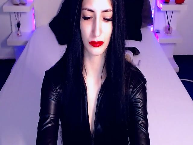 Live sex webcam photo for Aylinxoxo #271805295