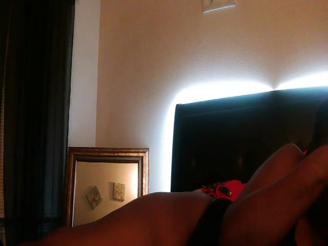 Live sex webcam photo for Azariashay #271973623