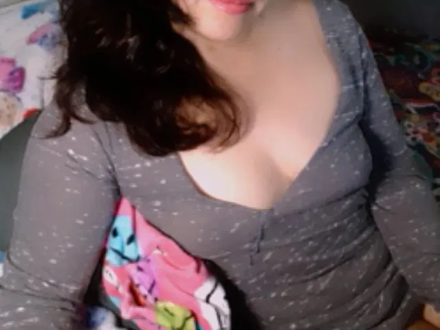 Live sex webcam photo for Azuhky #273734209