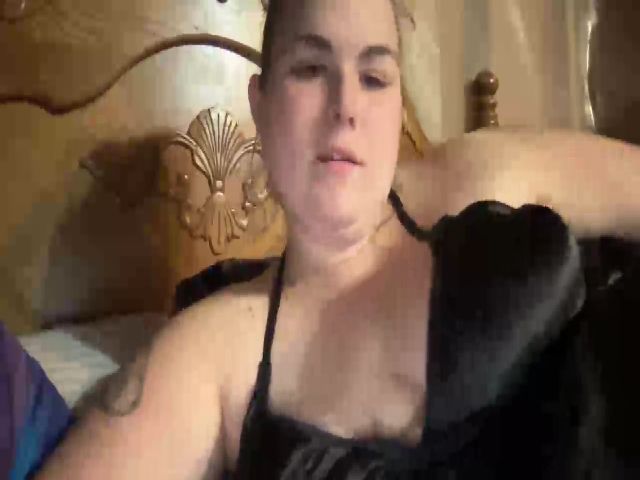 Live sex webcam photo for BBW_Momma #273313798