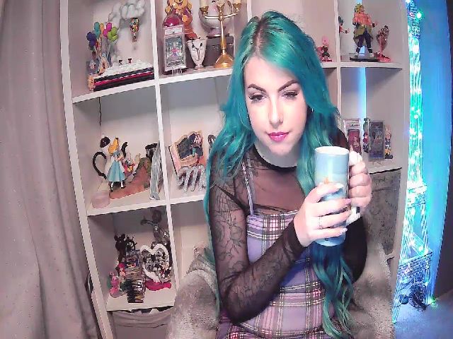 Live sex webcam photo for BBlue_bird #273421627