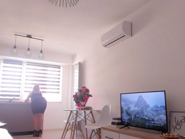 Live sex webcam photo for Babette69 #272839032