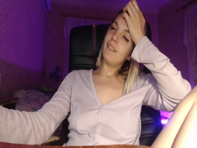 Live sex webcam photo for Babymur #273669443