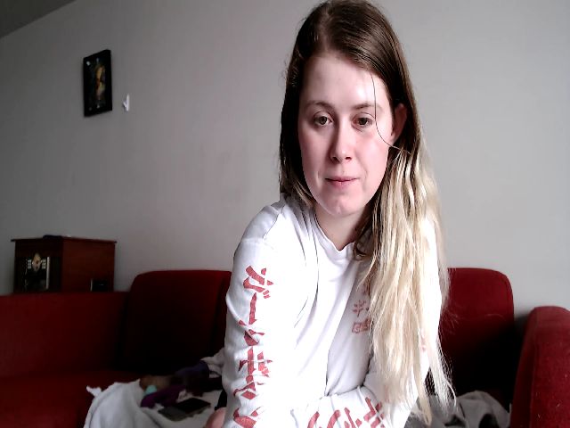 Live sex webcam photo for BaddBirdie #272493226