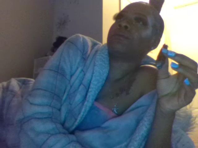 Live sex webcam photo for BeautifulKash #271698304