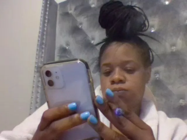 Live sex webcam photo for BeautifulKash #272923227