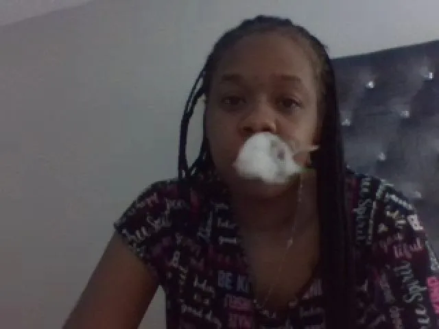 Live sex webcam photo for BeautifulKash #273117656