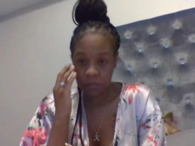 Live sex webcam photo for BeautifulKash #273121468