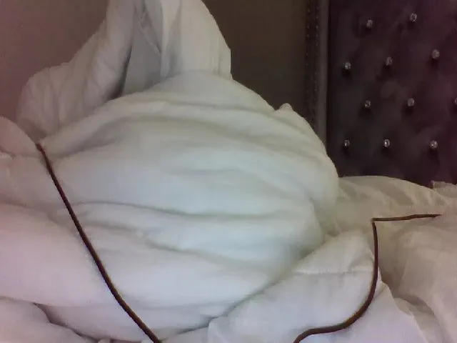 Live sex webcam photo for BeautifulKash #273233420