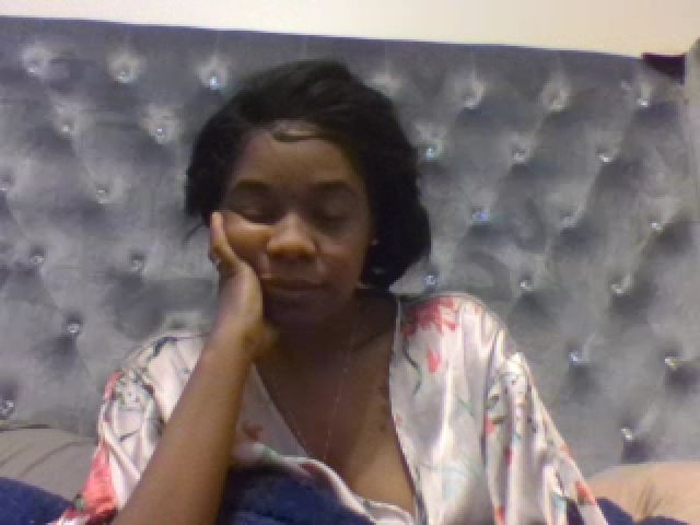 Live sex webcam photo for BeautifulKash #273334111