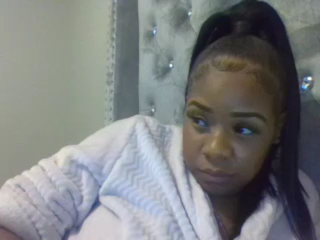 Live sex webcam photo for BeautifulKash #273697967