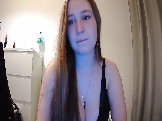 Live sex webcam photo for BellaShill #272769912