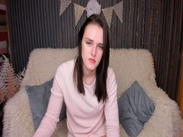 Live sex webcam photo for BellaSwon #274446876