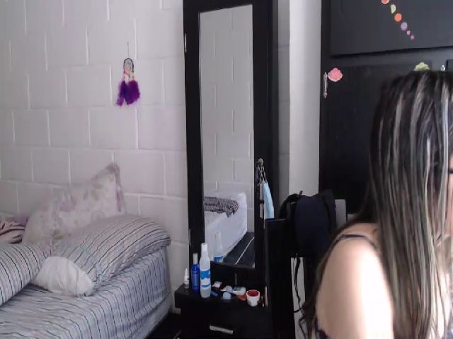 Live sex webcam photo for BellaThompson #271815716