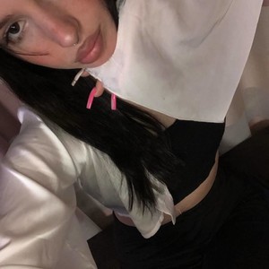 Live sex webcam photo for BellaaaJones #278201925