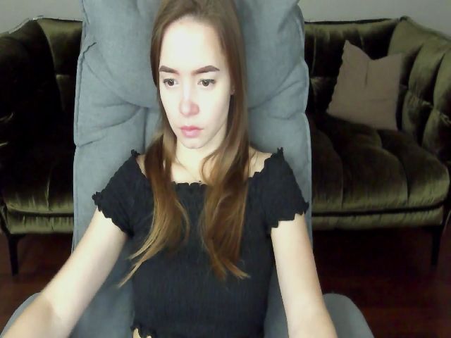 Live sex webcam photo for BerryCherryy #274551157