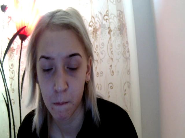 Live sex webcam photo for Bia99 #271859076