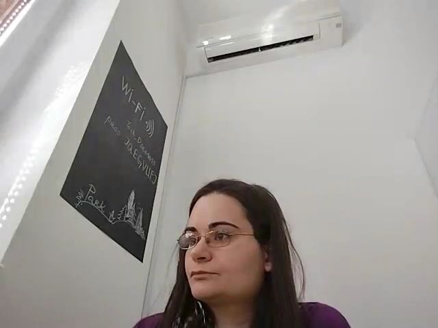 Live sex webcam photo for Bianca109 #273741635