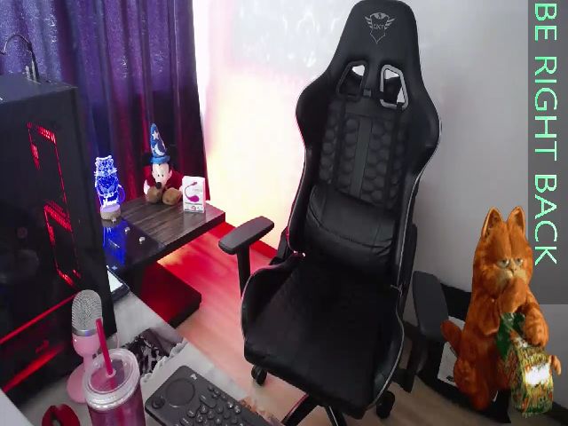 Live sex webcam photo for BiancaMiller #271908784