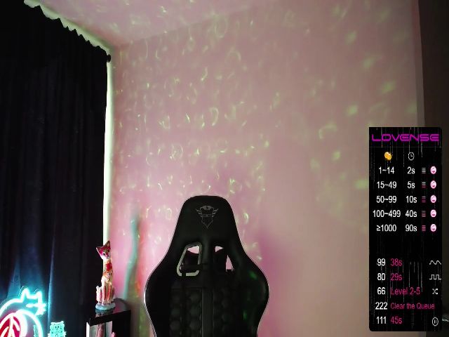 Live sex webcam photo for BiancaMiller #272342414