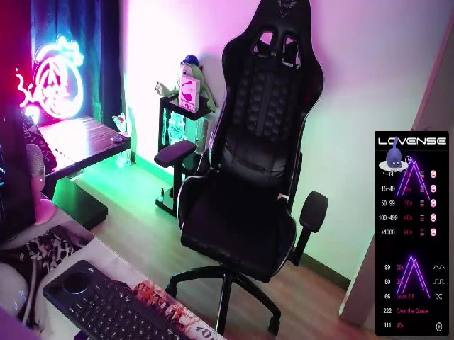 Live sex webcam photo for BiancaMiller #272818752