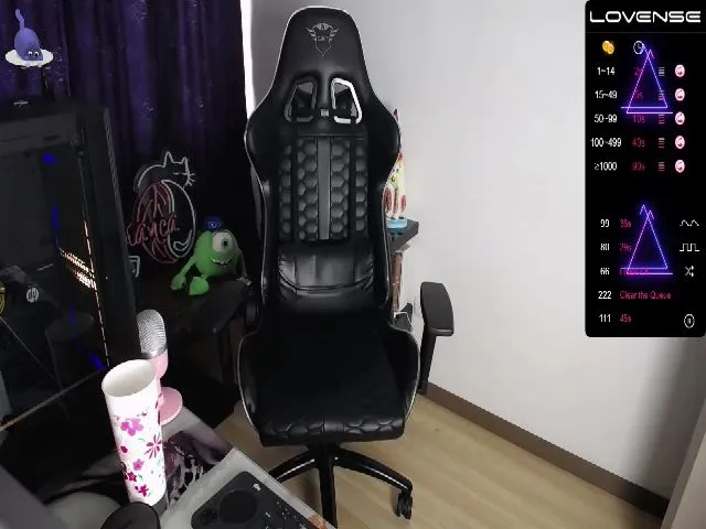 Live sex webcam photo for BiancaMiller #273052711