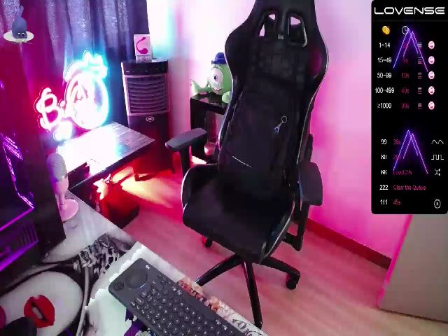 Live sex webcam photo for BiancaMiller #273688451