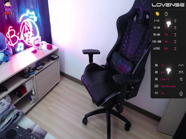 Live sex webcam photo for BiancaMiller #274198539