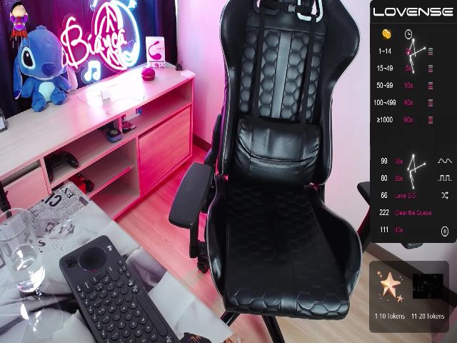Live sex webcam photo for BiancaMiller #274259348
