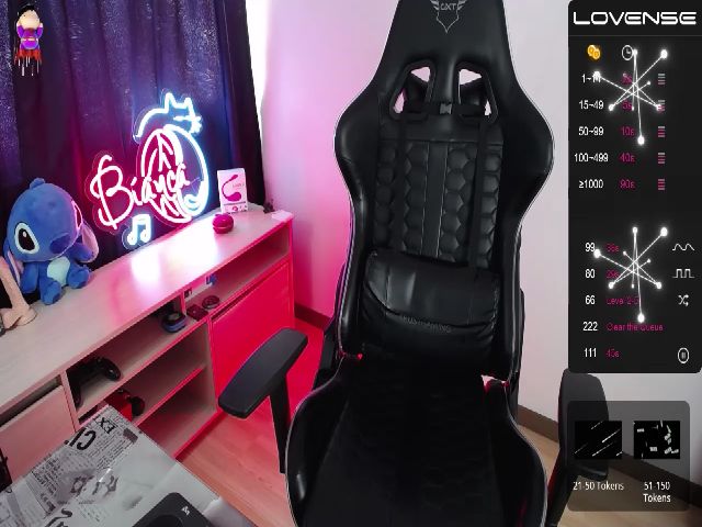 Live sex webcam photo for BiancaMiller #274270248
