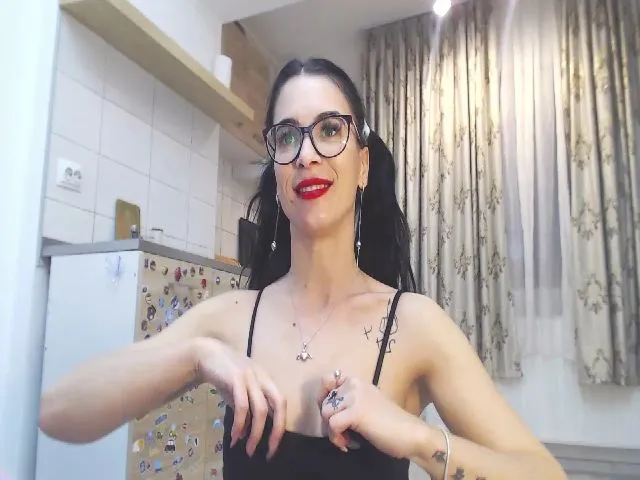 Live sex webcam photo for Bibityna #273092810