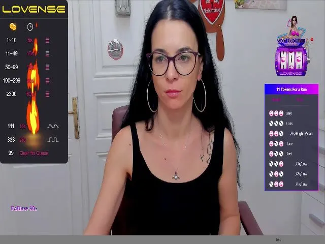 Live sex webcam photo for Bibityna #274111572