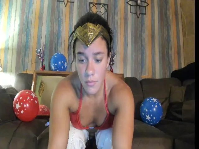 Live sex webcam photo for BigBootyNikki #273953672