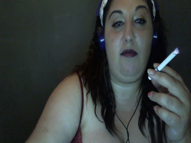 Live sex webcam photo for BigBreastsMia #273144529
