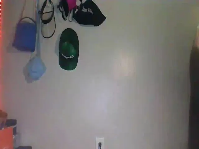 Live sex webcam photo for Bigbootibambi #271904759