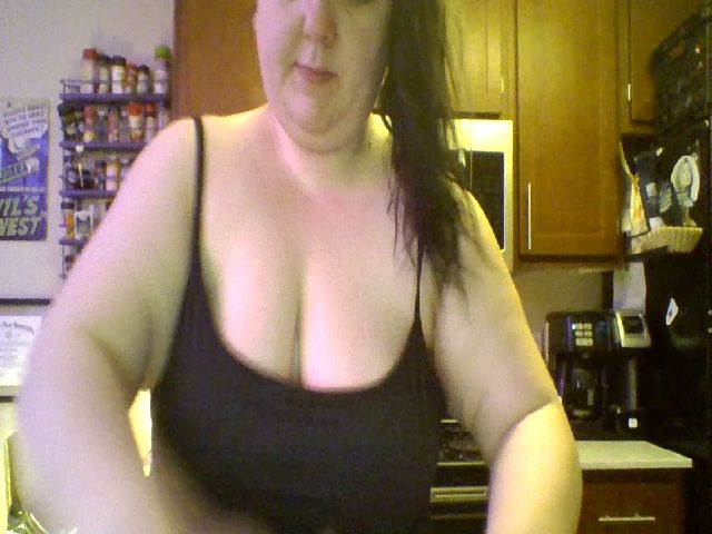 Live sex webcam photo for Bigtittygothx #272802355