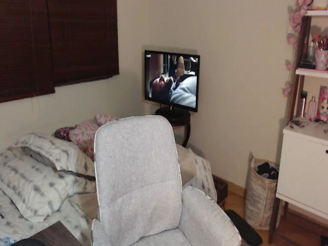 Live sex webcam photo for Biiigbooty_ #273268321