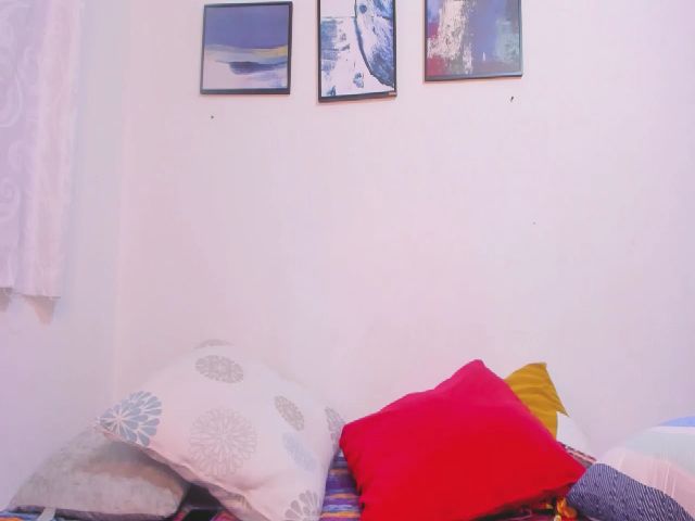 Live sex webcam photo for Blackhot23 #272429241