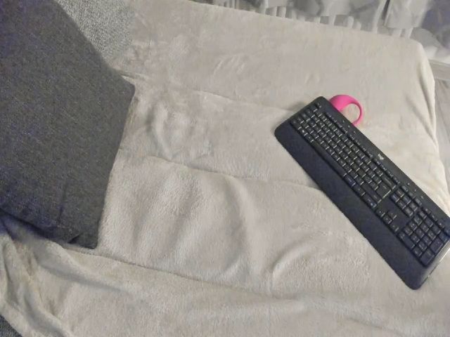 Live sex webcam photo for BlackkQuee #272747434