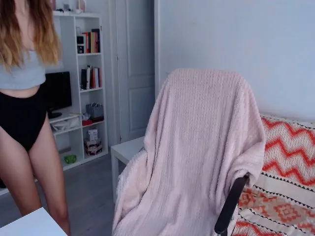 Live sex webcam photo for Blackswaann #273896701