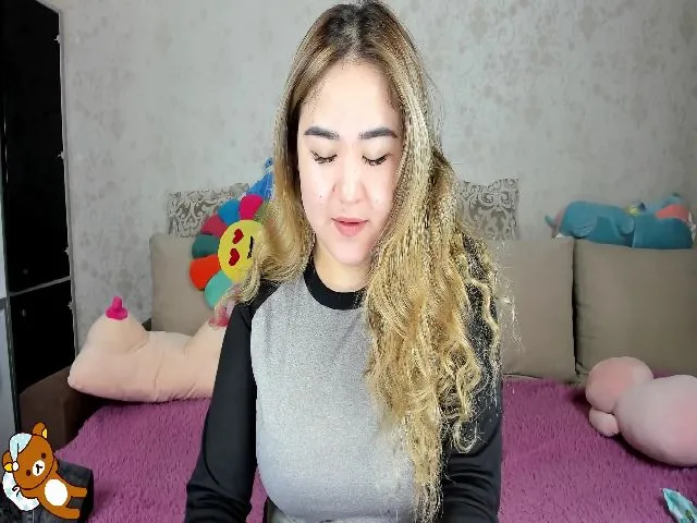 Live sex webcam photo for BlessingMina #272721009