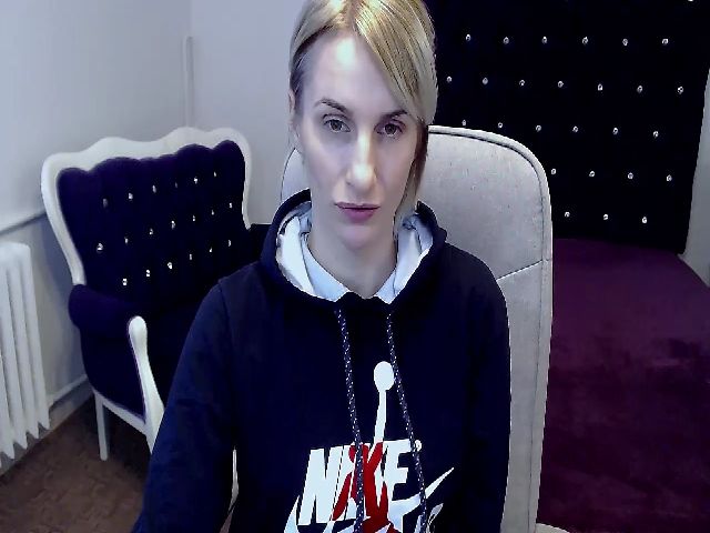 Live sex webcam photo for Blonde_ANGE #271799949