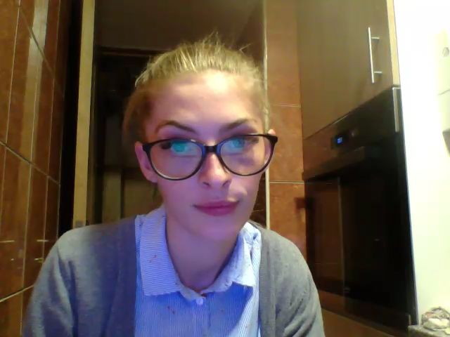 Live sex webcam photo for Blondeemlovee #274516926