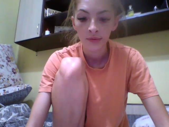 Live sex webcam photo for Blondeemlovee #274520648