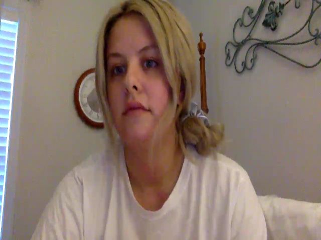 Live sex webcam photo for Blondiecake1 #274142163