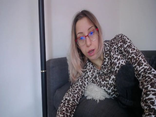 Live sex webcam photo for Blondyfordad #272477862