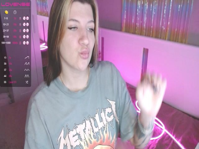 Live sex webcam photo for BloomBambi #272225469