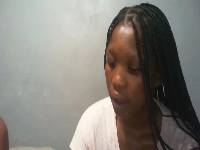 Live sex webcam photo for Blqdiamond #274422487